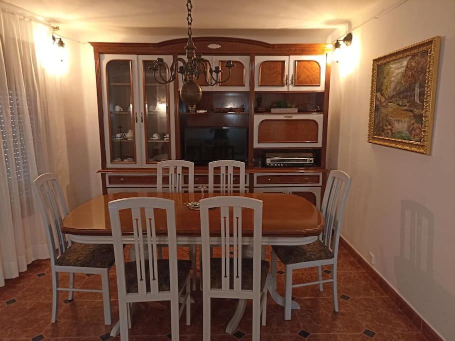 Casa Acogedora Con Barbacoa Villa Miravet Eksteriør bilde