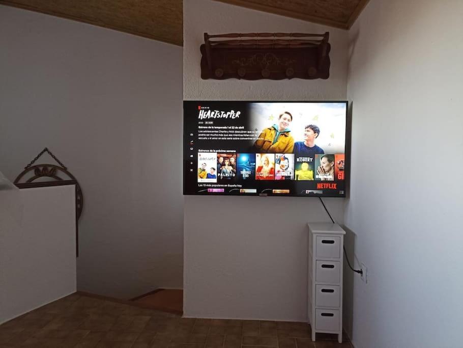 Casa Acogedora Con Barbacoa Villa Miravet Eksteriør bilde